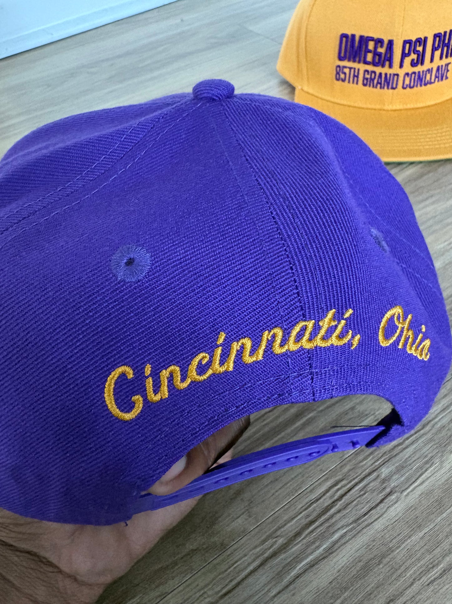 Omega Clave SnapBack